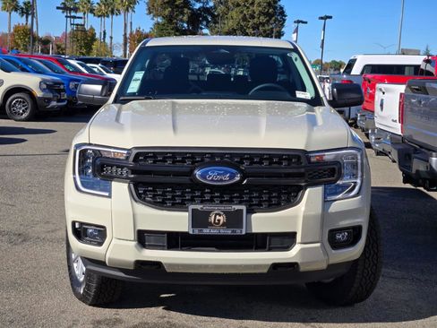 Used 2025 Ford Ranger XL image 2