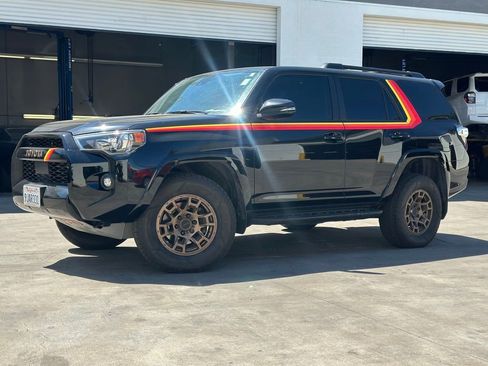 Certified 2023 Toyota 4Runner 40th Anniversary SE AWD/4WD image 1