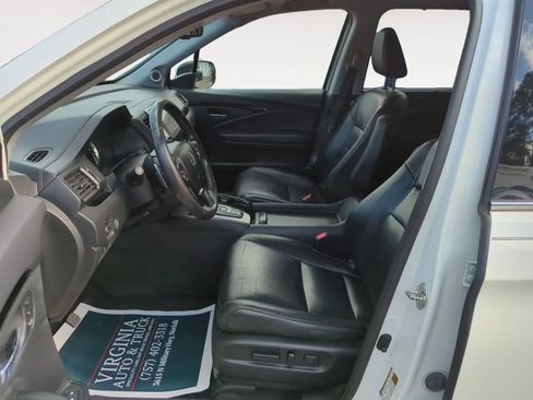 Used 2017 Honda Pilot Touring image 15
