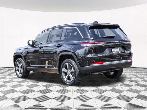 Used 2022 Jeep Grand Cherokee Limited 4xe AWD/4WD image 17
