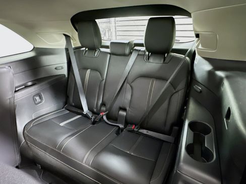 Used 2025 MAZDA CX-90 3.3 Turbo w/ Select Package image 27