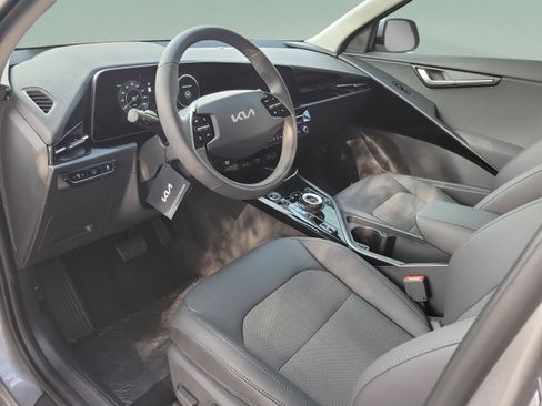 New 2026 Kia Niro Wind FWD image 15