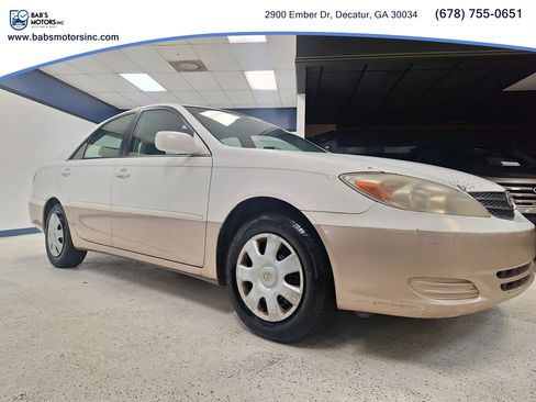 Used 2003 Toyota Camry LE FWD image 4