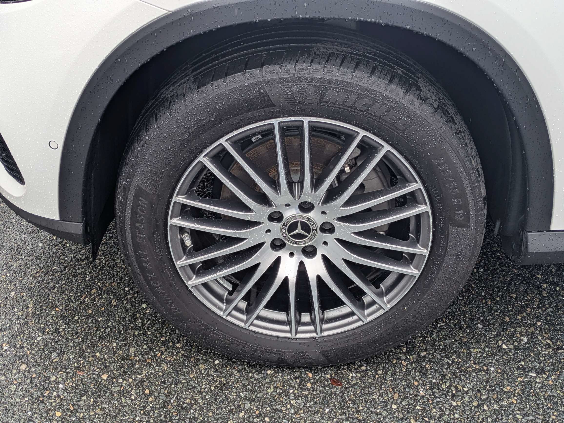 Certified 2025 Mercedes-Benz GLC 300 image 10