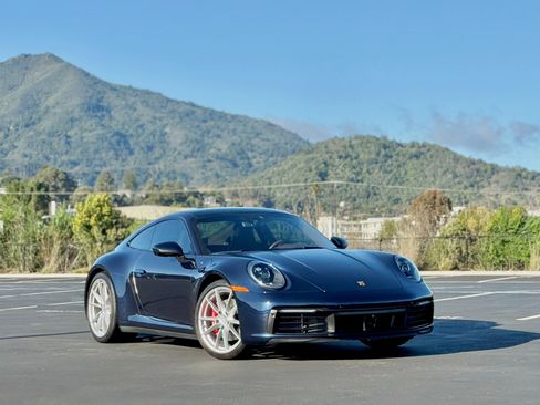 Used 2020 Porsche 911 Carrera 4S image 8