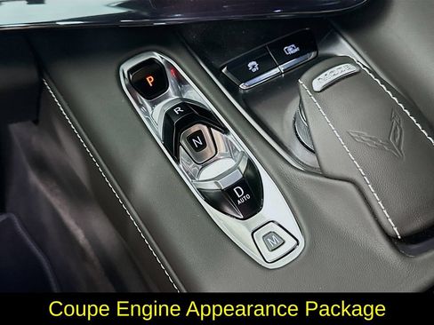 Used 2025 Chevrolet Corvette Stingray Premium Cpe w/ Z51 Performance Package RWD image 22