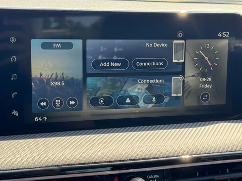 New 2025 Nissan Kicks SR image 22