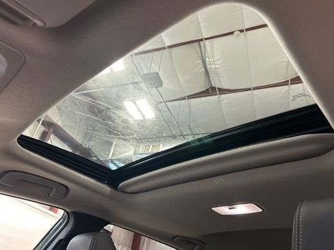 Used 2024 Toyota Corolla Cross XLE w/ Convenience Package image 16