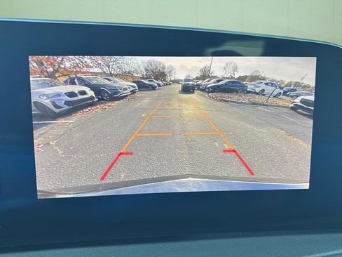 Used 2024 Cadillac XT4 Premium Luxury image 30