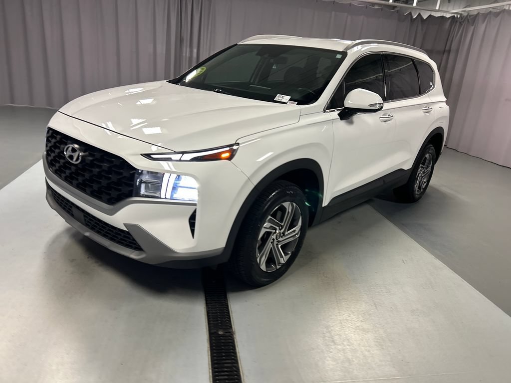 Used 2023 Hyundai Santa Fe SEL w/ Cargo Package AWD/4WD image 3