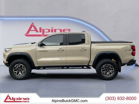 Used 2023 Chevrolet Colorado ZR2 w/ ZR2 Convenience Package III image 2