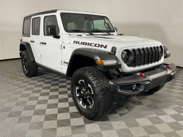 Used 2024 Jeep Wrangler Unlimited Rubicon w/ Technology Group AWD/4WD image 3
