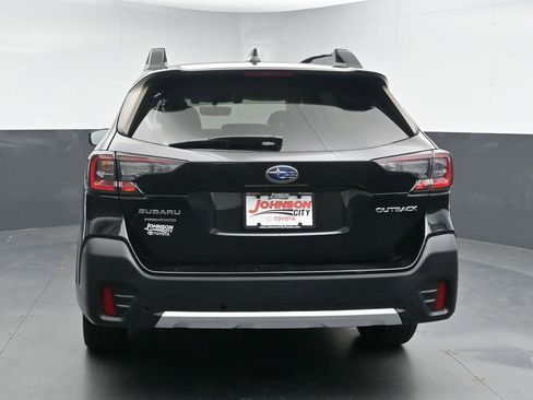 Used 2022 Subaru Outback Limited AWD/4WD image 7