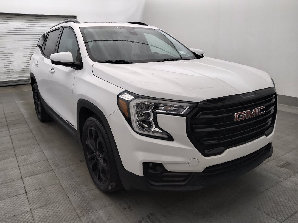 Used 2022 GMC Terrain SLT w/ Elevation Edition FWD image 13
