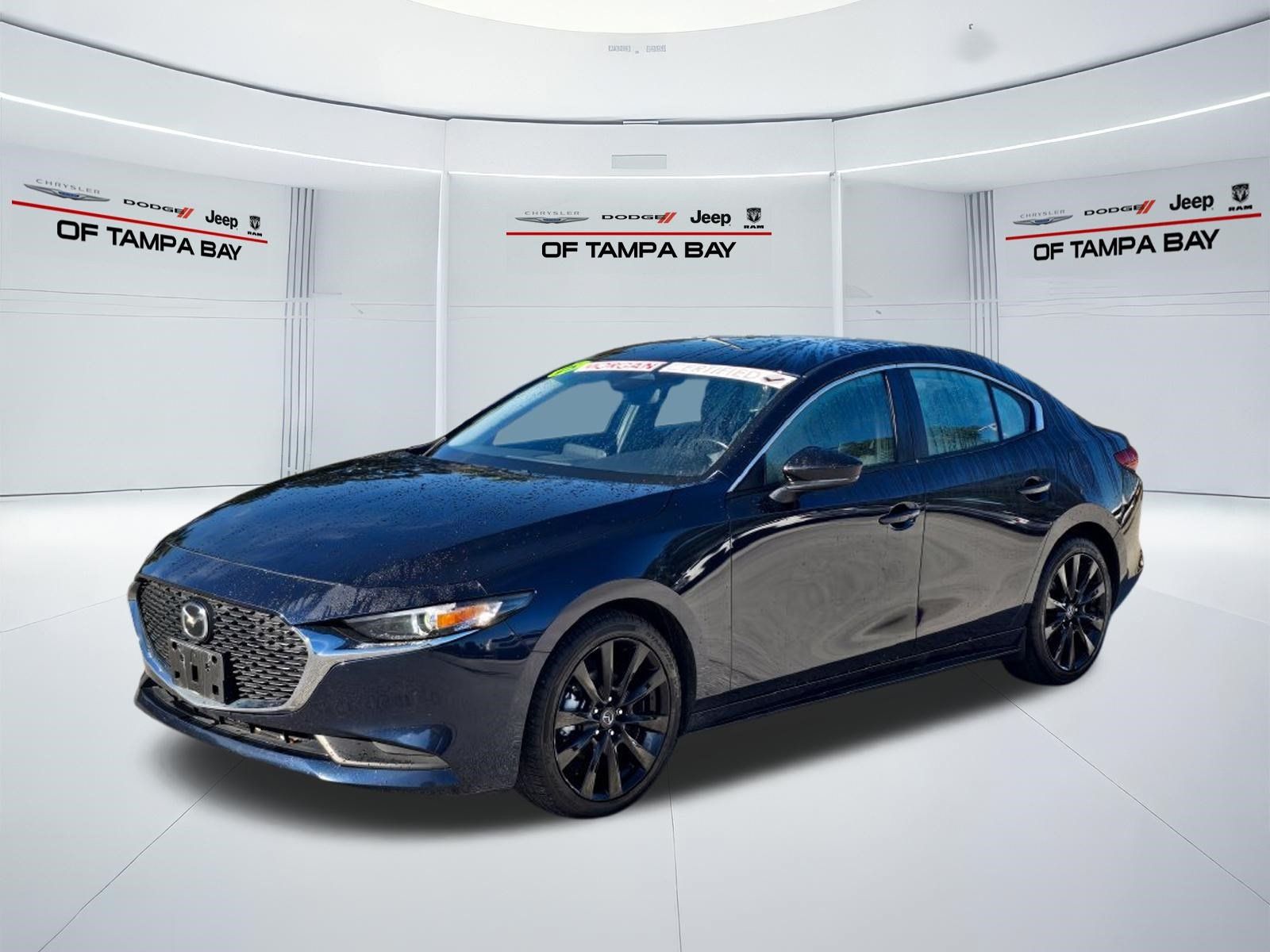 Used 2025 MAZDA MAZDA3 s FWD image 2