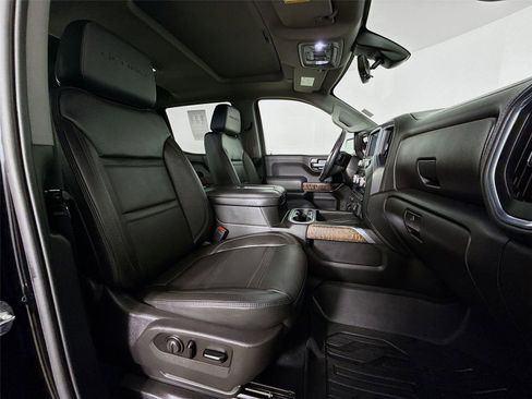 Used 2020 GMC Sierra 1500 Denali w/ Denali Ultimate Package AWD/4WD image 31