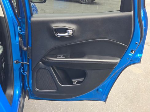 Used 2019 Jeep Compass Altitude image 9