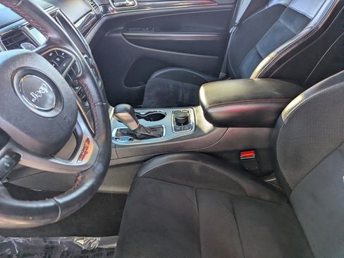 Used 2018 Jeep Grand Cherokee Trailhawk image 19