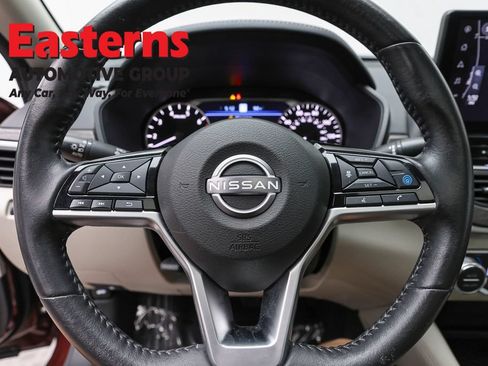 Used 2024 Nissan Altima 2.5 SL AWD/4WD image 10