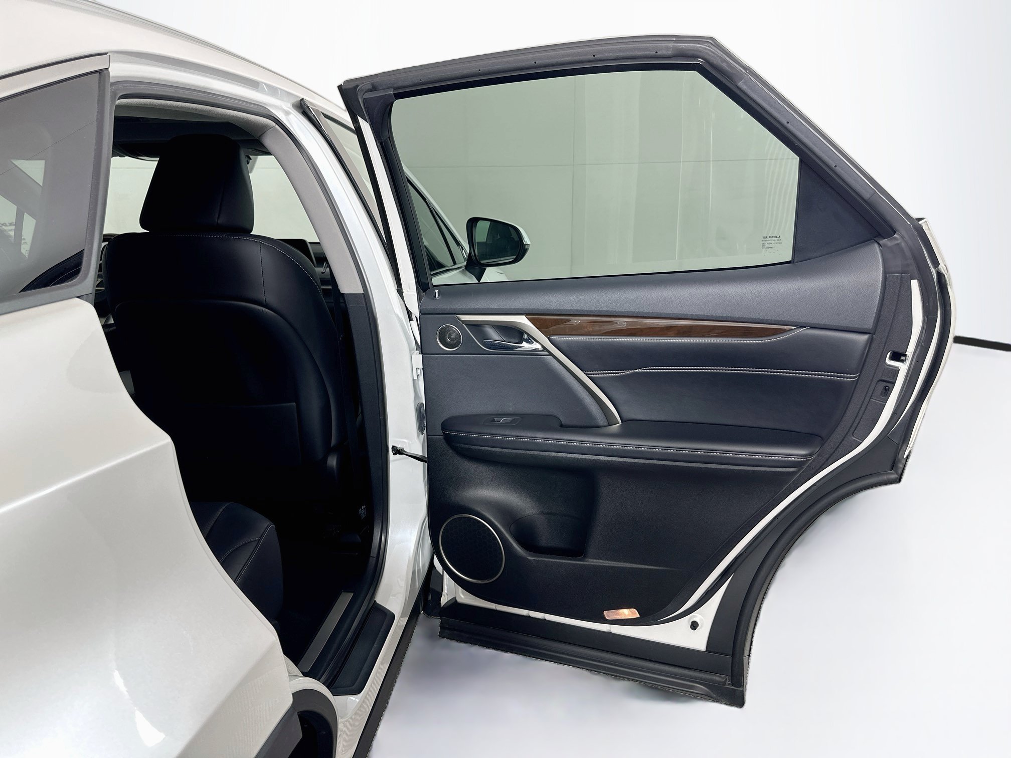 Used 2019 Lexus RX 350 AWD w/ Navigation Package image 31