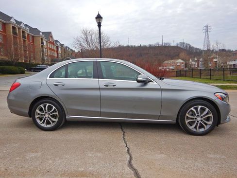 Used 2015 Mercedes-Benz C 300 4MATIC Sedan image 8