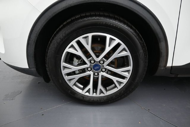 Used 2022 Ford Escape SEL FWD image 9