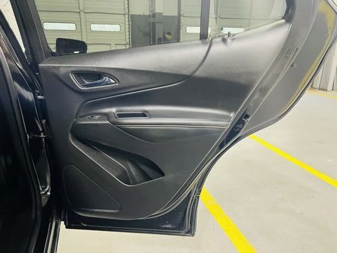 Used 2020 Chevrolet Equinox Premier image 30
