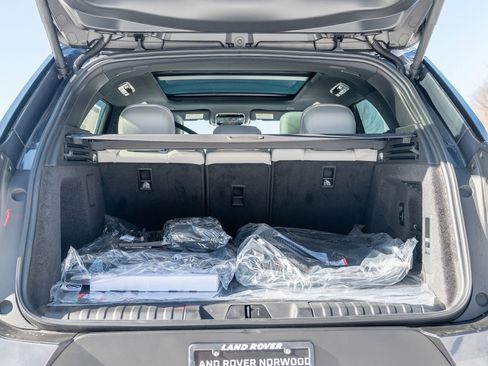 New 2026 Land Rover Range Rover Sport SE image 25