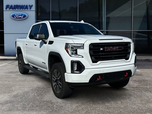 Used 2021 GMC Sierra 1500 AT4 w/ AT4 Value Package AWD/4WD image 2