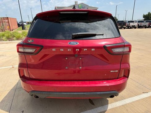 Used 2023 Ford Escape ST-Line Select w/ Tech Pack #2 AWD/4WD image 4