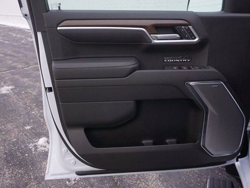 New 2026 Chevrolet Silverado 1500 High Country AWD/4WD image 24