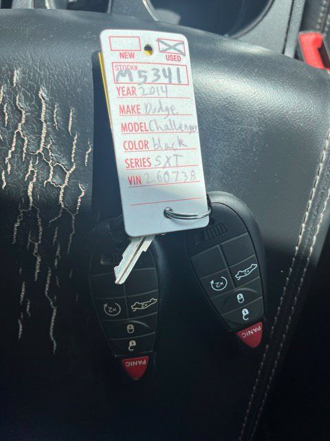 Used 2014 Dodge Challenger SXT Plus RWD image 44