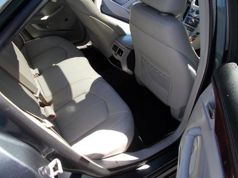 Used 2011 Cadillac CTS Luxury image 23