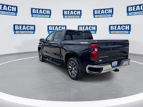 Used 2024 Chevrolet Silverado 1500 LT AWD/4WD image 6