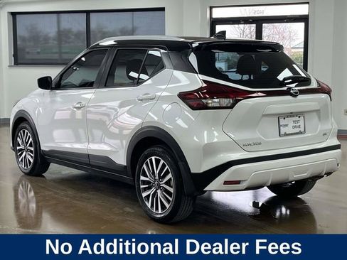 Used 2024 Nissan Kicks SV FWD image 8