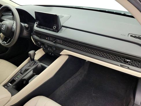 Used 2025 Honda Accord LX image 23