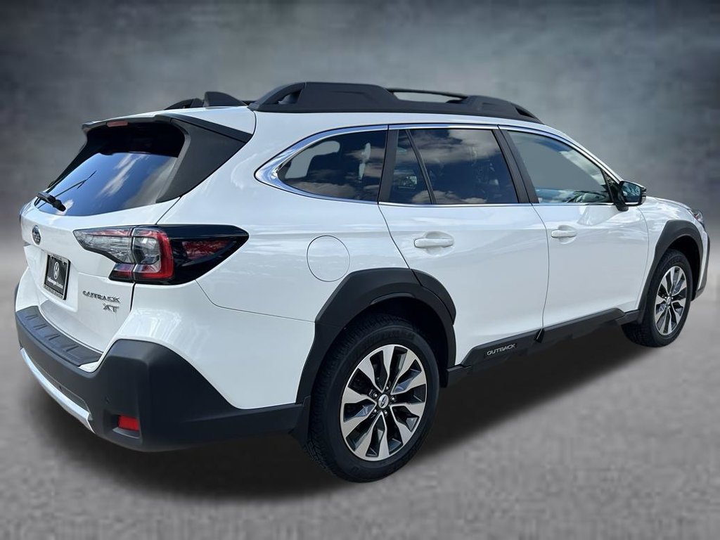 Used 2023 Subaru Outback Limited XT AWD/4WD image 6