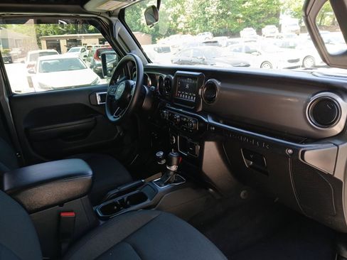 Used 2023 Jeep Wrangler Sport AWD/4WD image 15