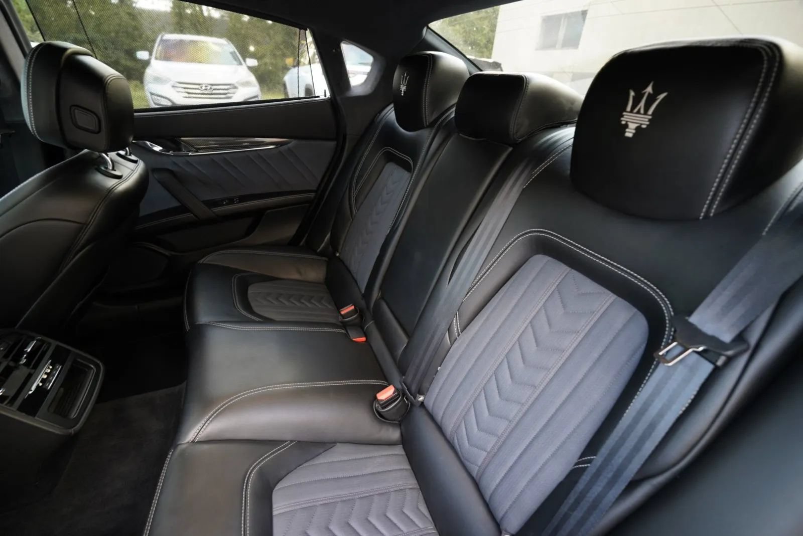 Used 2017 Maserati Quattroporte S GranLusso Q4 AWD/4WD image 34
