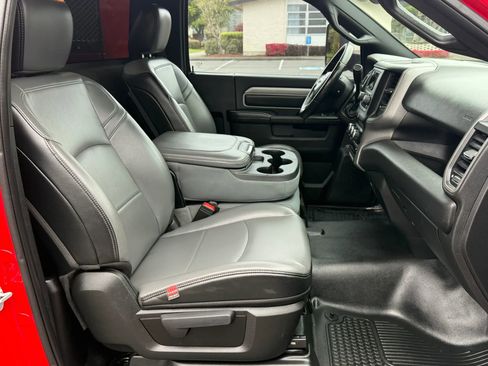 Used 2021 RAM 3500 Tradesman w/ Chrome Appearance Group image 15