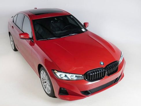 Used 2023 BMW 330i xDrive Sedan AWD/4WD image 4