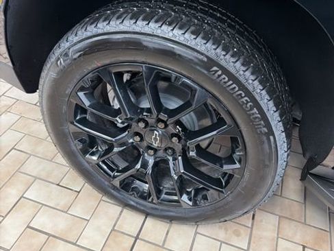 New 2026 Chevrolet Tahoe High Country w/ Sun And Tow Package image 11