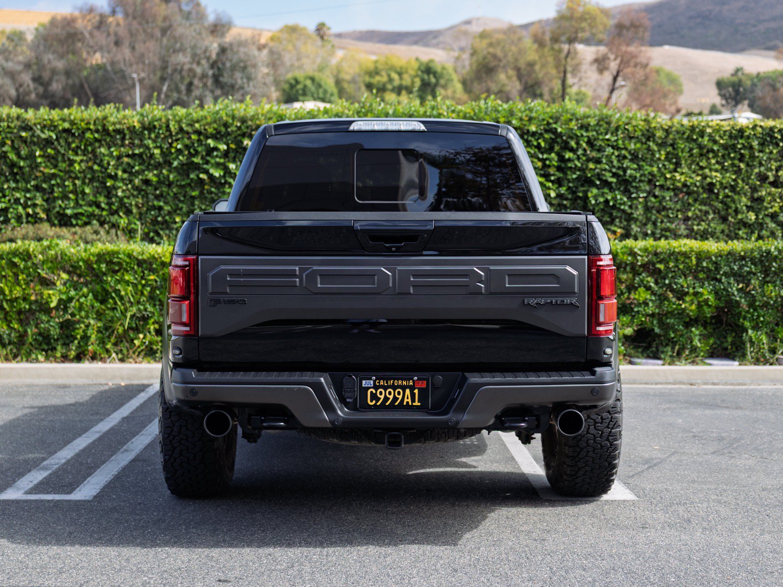 Used 2018 Ford F150 Raptor w/ Equipment Group 802A Luxury AWD/4WD image 6