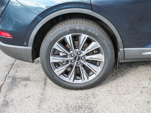 Used 2022 Lincoln Corsair Reserve image 13