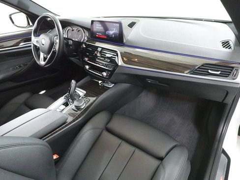 Used 2019 BMW 530i xDrive w/ Convenience Package AWD/4WD image 33