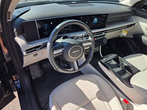 Certified 2025 Hyundai Tucson SEL image 11