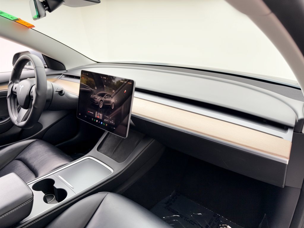 Used 2023 Tesla Model 3 Standard Range RWD image 31