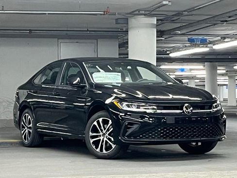 New 2026 Volkswagen Jetta Sport FWD image 2