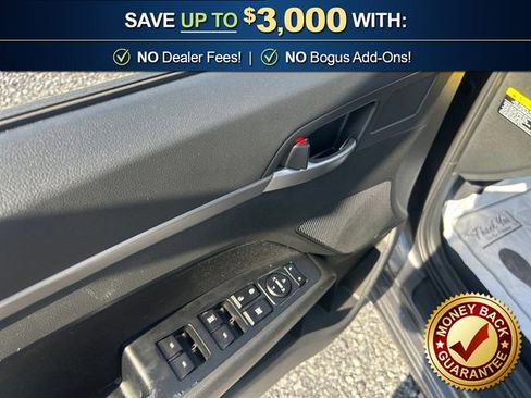 Used 2018 Hyundai Elantra SEL image 16