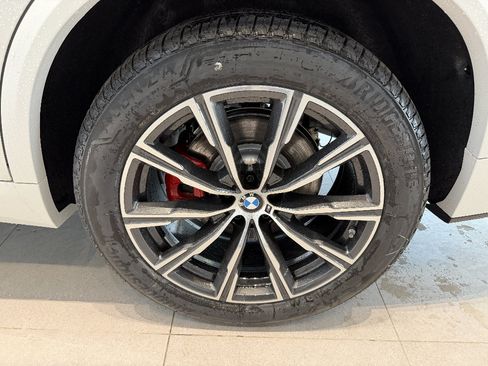 New 2026 BMW X5 xDrive40i AWD/4WD image 7